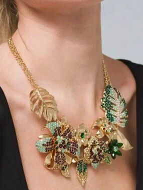 White House Black Market Gold Tropical Statement Necklace NWT